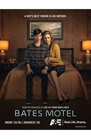 Bates Motel Freddie Highmore