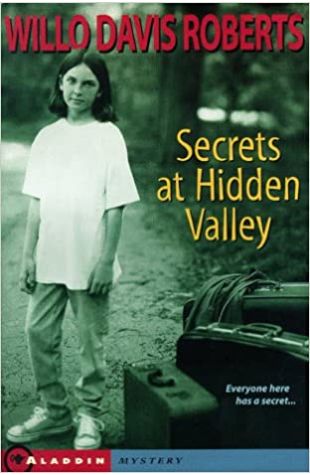 Secrets at Hidden Valley Willo Davis Roberts